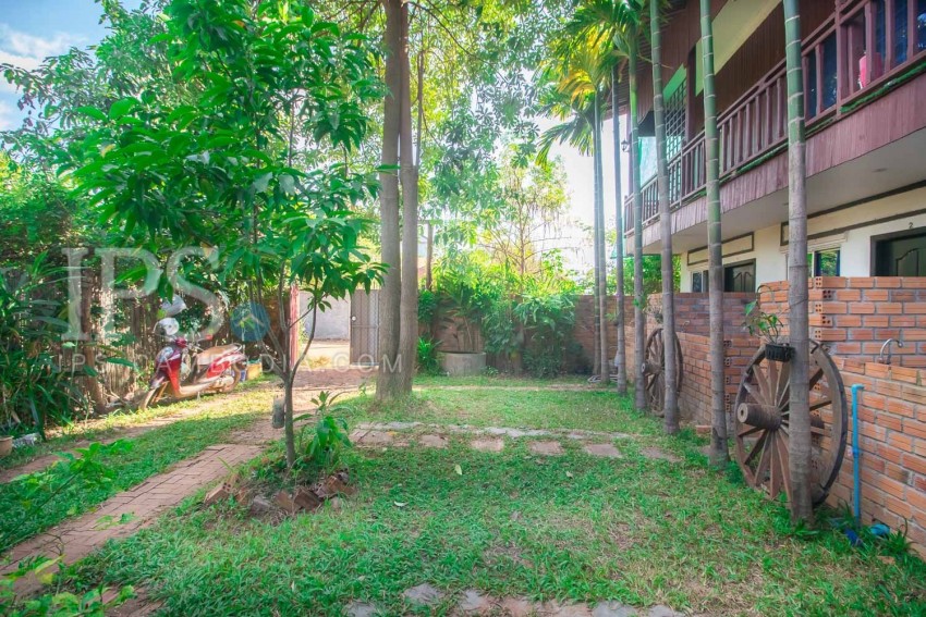 8 Room Villa For Sale - Svay Dangkum, Siem Reap