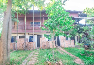 8 Room Villa For Sale - Svay Dangkum, Siem Reap thumbnail