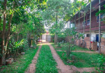 8 Room Villa For Sale - Svay Dangkum, Siem Reap thumbnail