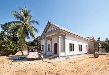 2 Bedroom Villa  For Rent - Sala Kamreuk, Siem Reap thumbnail