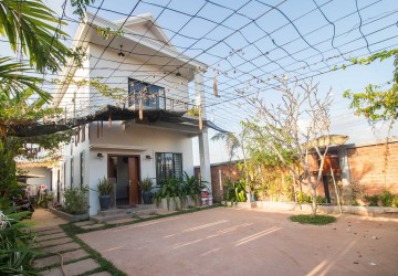 4 Bedroom Villa  For Sale - Svay Dangkum, Siem Reap thumbnail