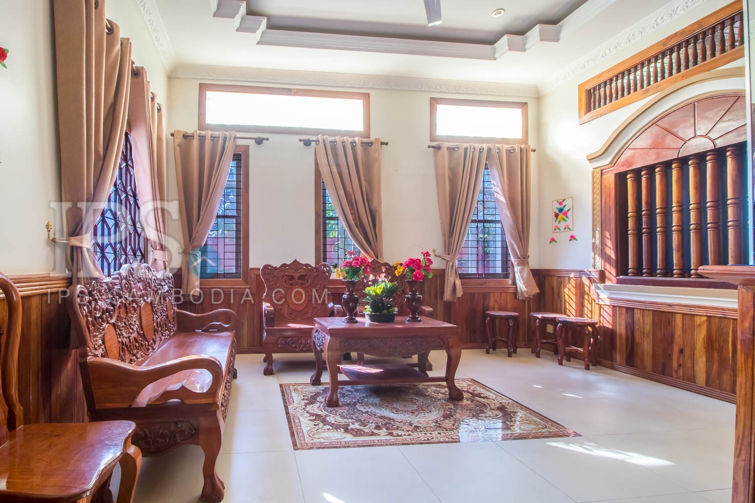3 Bedroom House  For Rent - Svay Dangkum, Siem Reap - Image 2