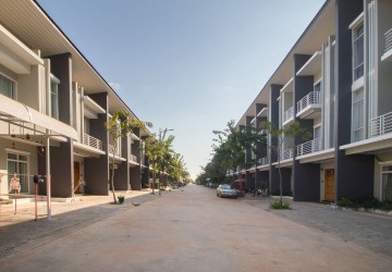 3 Bedroom Flat For Rent  - Svay Dangkum, Siem Reap thumbnail