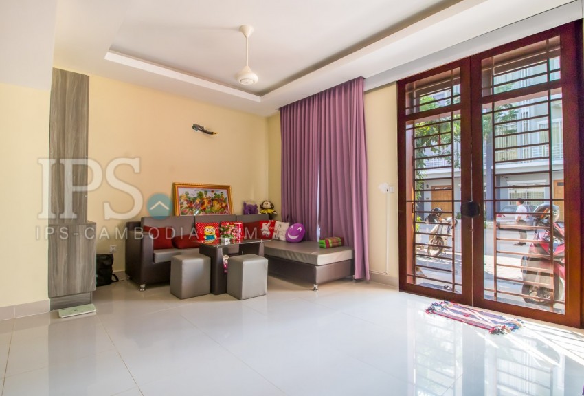 3 Bedroom Flat For Rent  - Svay Dangkum, Siem Reap