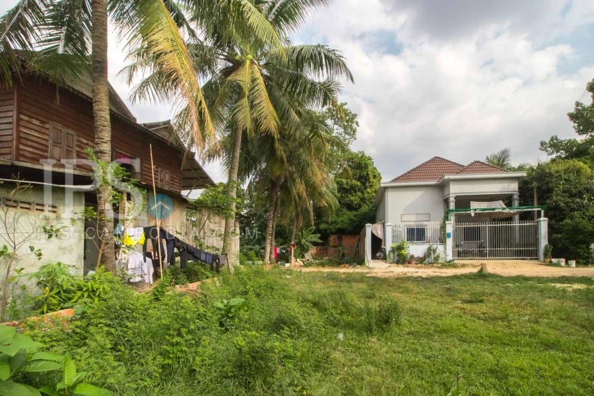   100 Sqm Land For Sale - Slor Kram, Siem Reap