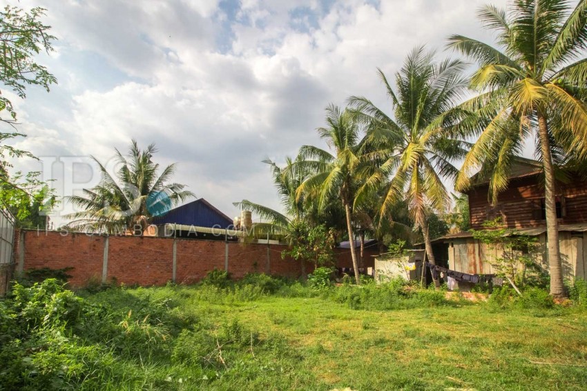   100 Sqm Land For Sale - Slor Kram, Siem Reap