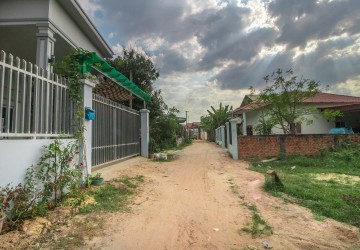   100 Sqm Land For Sale - Slor Kram, Siem Reap thumbnail