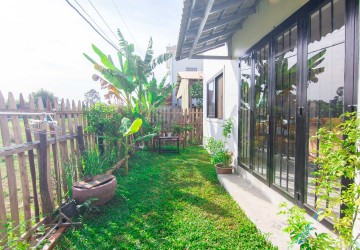 3 Bedroom Villa For Sale -  Svay Dangkum, Siem Reap thumbnail