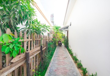 3 Bedroom Villa For Sale -  Svay Dangkum, Siem Reap thumbnail