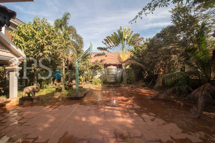 5 Bedroom Villa  For Sale - Slor Kram, Siem Reap