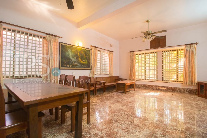 5 Bedroom Villa  For Sale - Slor Kram, Siem Reap