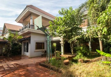 5 Bedroom Villa  For Sale - Slor Kram, Siem Reap thumbnail