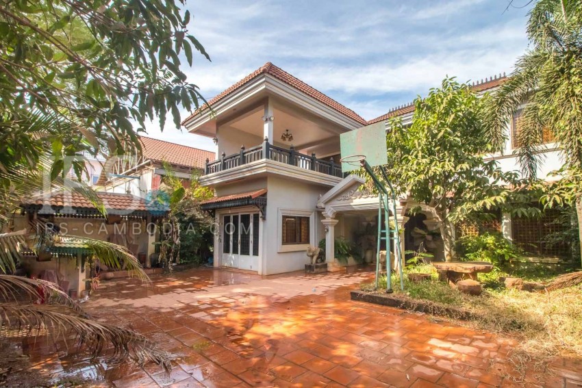 5 Bedroom Villa  For Sale - Slor Kram, Siem Reap