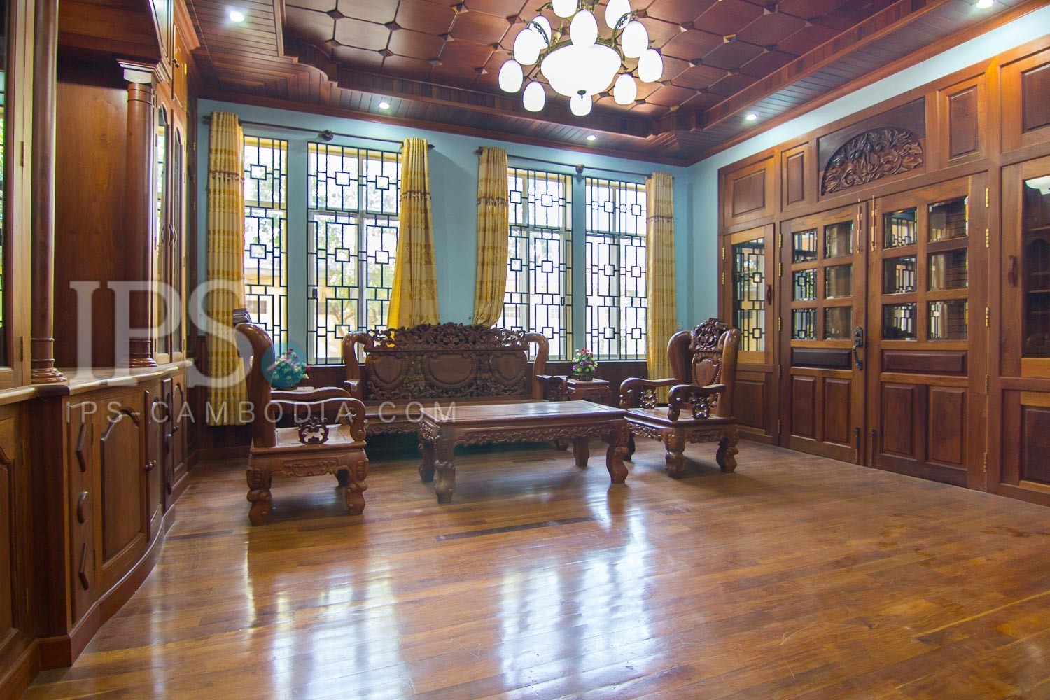 5 Bedroom  Villa For Rent - Slor Kram, Siem Reap - Image 3
