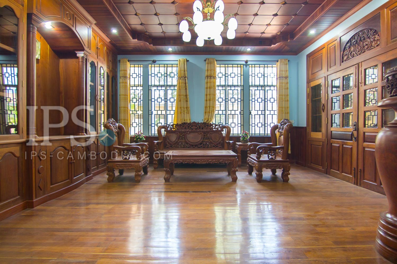 5 Bedroom  Villa For Rent - Slor Kram, Siem Reap - Image 2