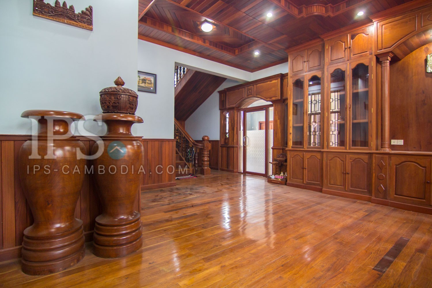 5 Bedroom  Villa For Rent - Slor Kram, Siem Reap - Image 4