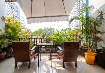 2 Bedroom Apartment  For Rent - Wat Phnom, Phnom Penh thumbnail