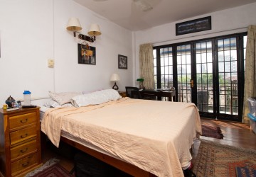 2 Bedroom Apartment  For Rent - Wat Phnom, Phnom Penh thumbnail