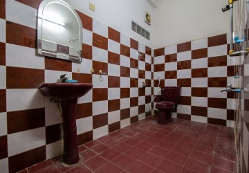10 Bedroom House For Sale - Veal Vong, Phnom Penh thumbnail