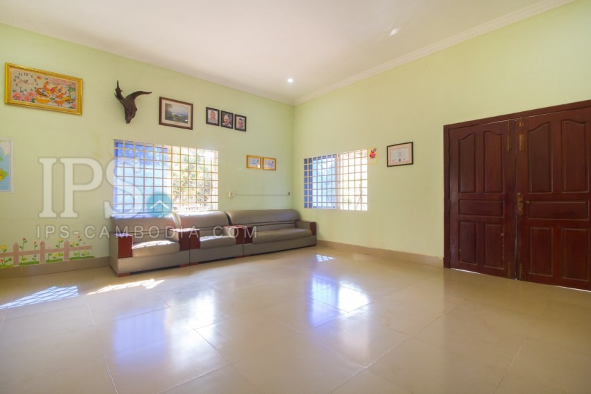 3 Bedroom House For Rent - Sangkat Siem Reap, Siem Reap