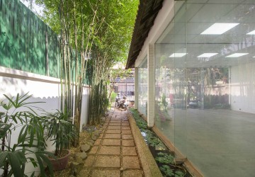 72 Sqm Commercial Space  For Rent - Svay Dangkum, Siem Reap thumbnail