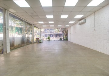 72 Sqm Commercial Space  For Rent - Svay Dangkum, Siem Reap thumbnail