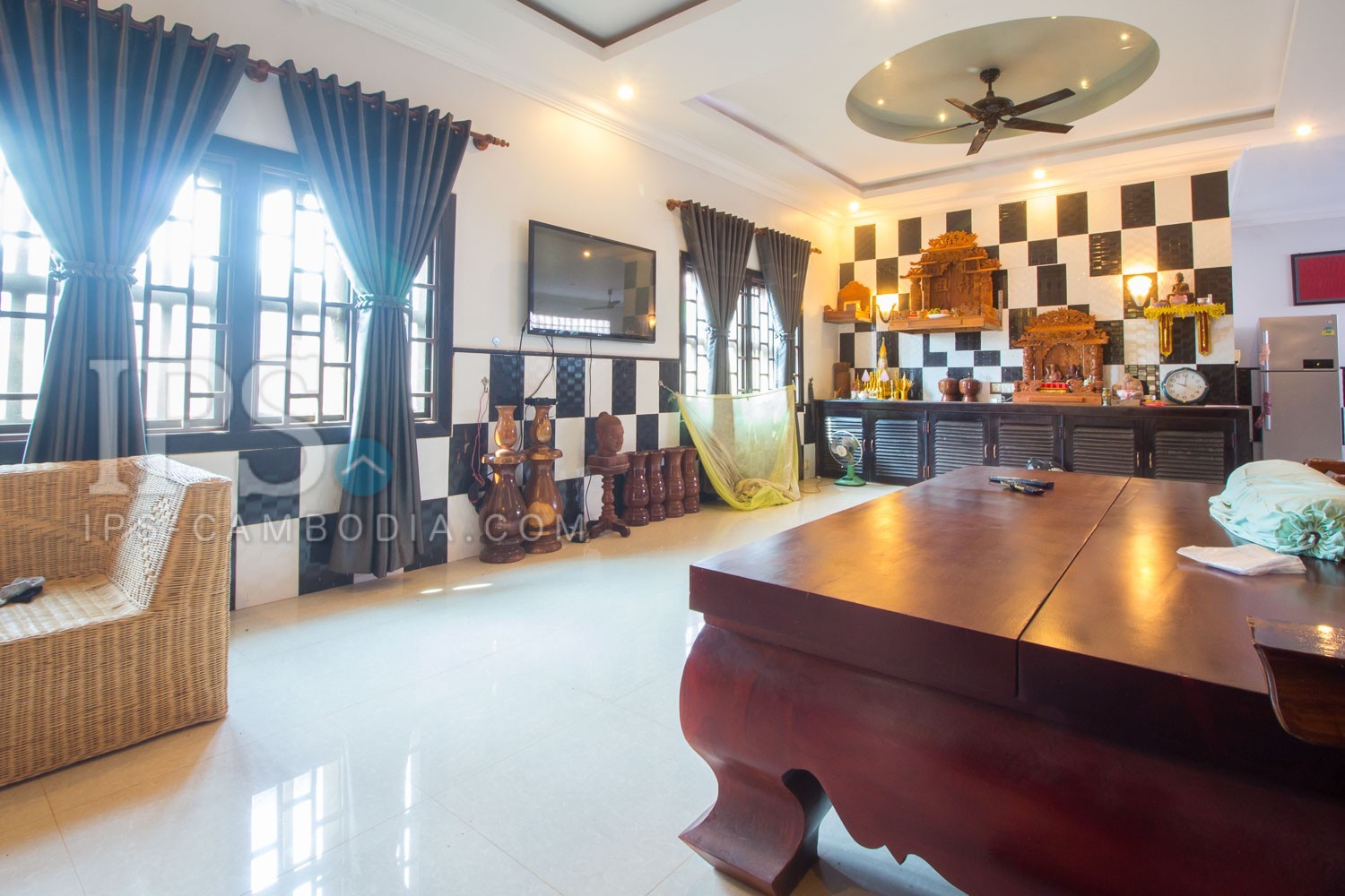 5 Bedrooms Khmer Villa for Sale in Siem Reap -  Sala Kamruek - Image 4