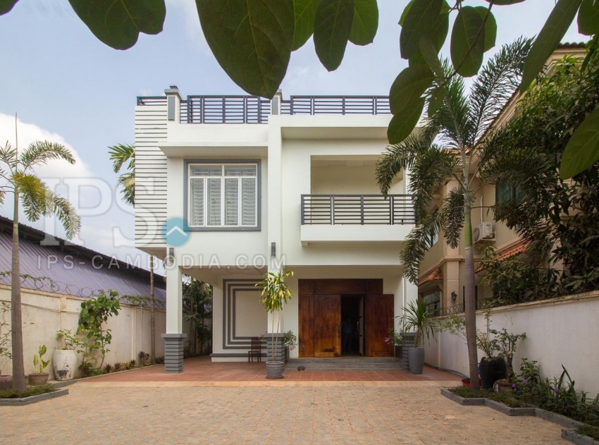 4 Bedroom House  For Sale - Svay Dangkum, Siem Reap