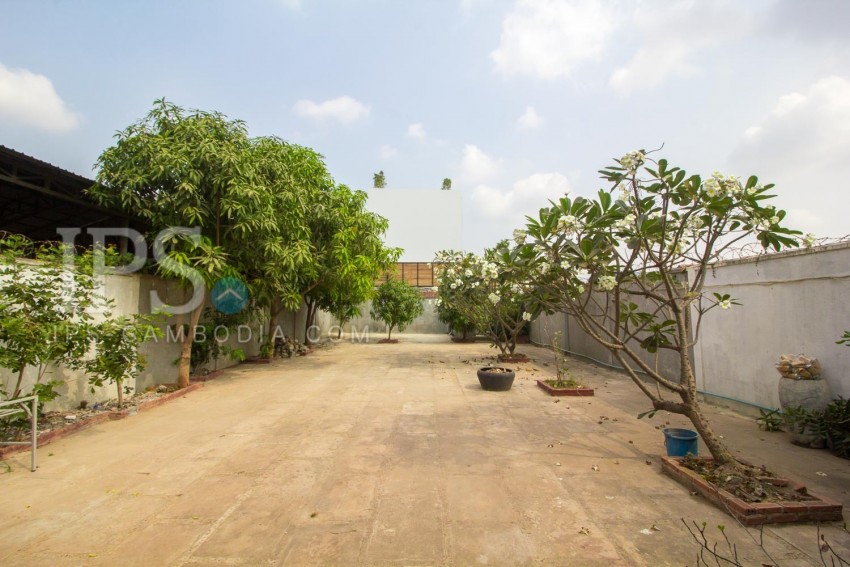 4 Bedroom House  For Sale - Svay Dangkum, Siem Reap