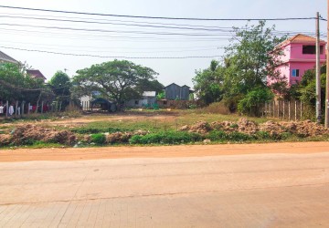 1032 Sqm Land  For Sale - Slor Kram, Siem Reap thumbnail