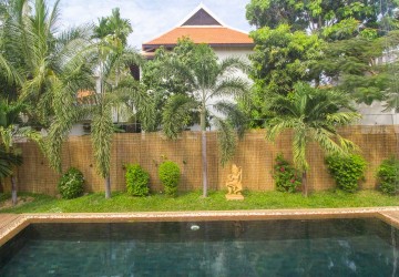 4 Bedroom Western Style Villa  For Rent - Sala Kamreuk, Siem Reap thumbnail