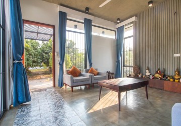 3 Bedroom Villa For Rent - Sangkat Siem Reap, Siem Reap thumbnail