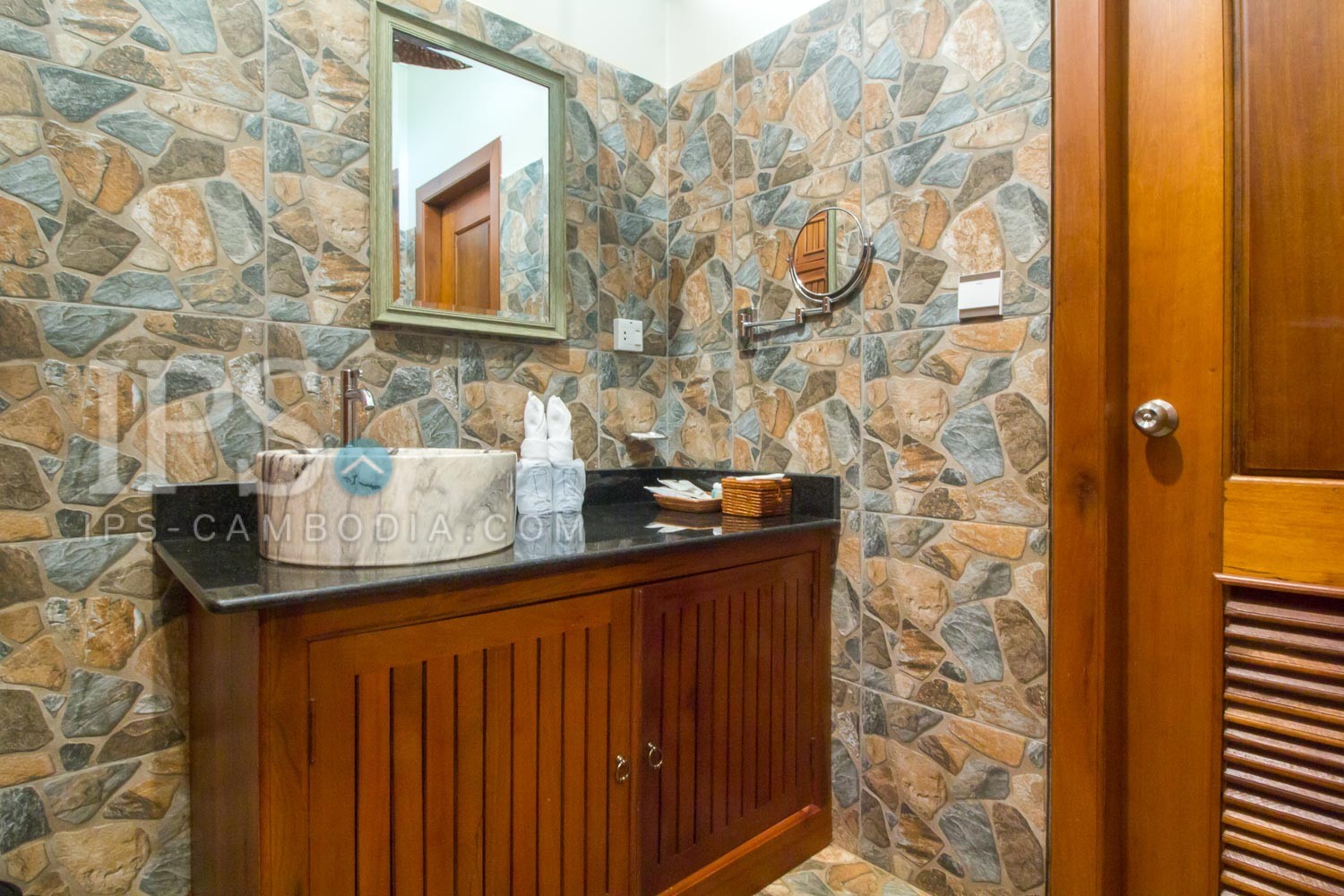 1 Bedroom Tropical Wooden Villa For Rent - Sra Ngae, Siem Reap - Image 21