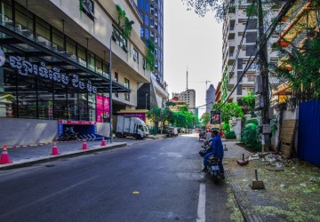 630 Sqm Land For Lease- BKK1, Phnom Penh thumbnail