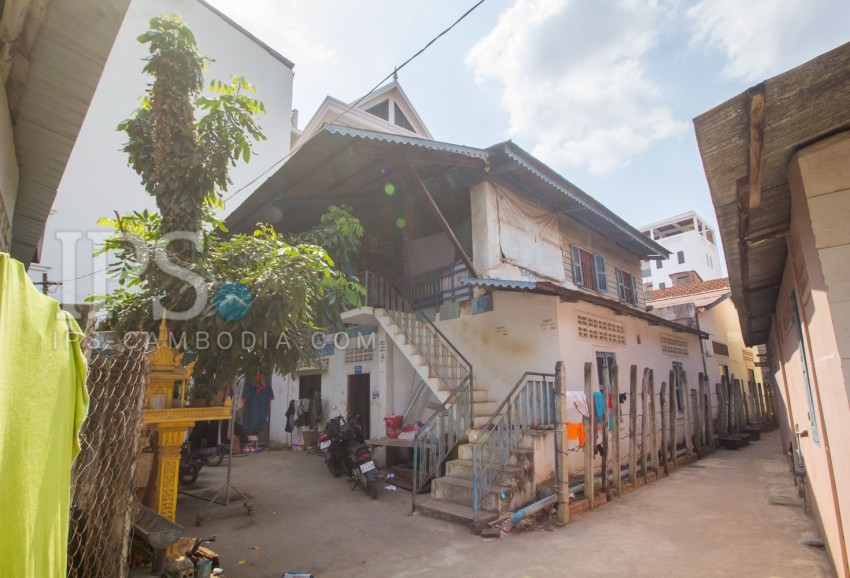   275 Sqm Land and House For Sale - Svay Dangkum, Siem Reap