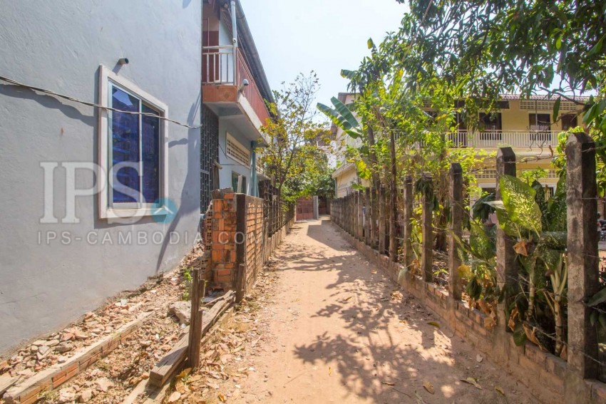   275 Sqm Land and House For Sale - Svay Dangkum, Siem Reap