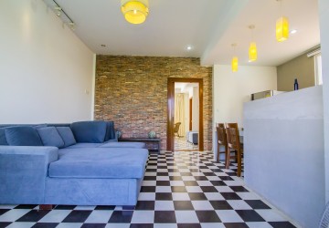 1 Bedroom Renovated Apartment For Rent - Tonle Bassac , Phnom Penh thumbnail