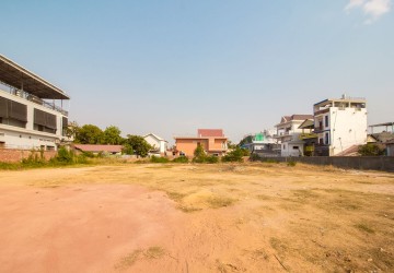 2225 Sqm Land For Sale - Svay Dangkum, Siem Reap thumbnail