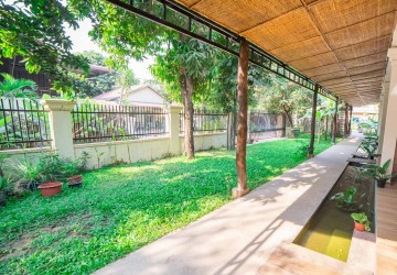 2 Bedroom Apartment For Rent - Svay Dangkum, Siem Reap thumbnail