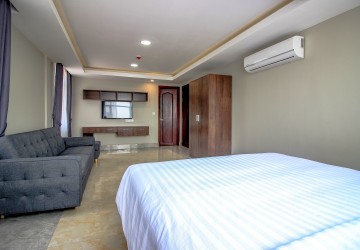 2 Bedroom Apartment For Rent - BKK2, Phnom Penh thumbnail