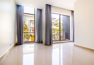 3 Bedroom Flat For Rent - Svay Dangkum, Siem Reap thumbnail