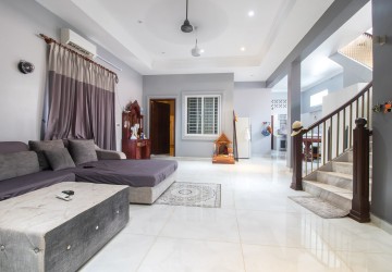 3 Bedroom Villa  For Sale - Slor Kram, Siem Reap thumbnail