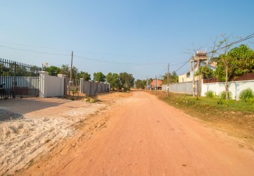   311 Sqm Land For Sale - Svay Dangkum, Siem Reap thumbnail