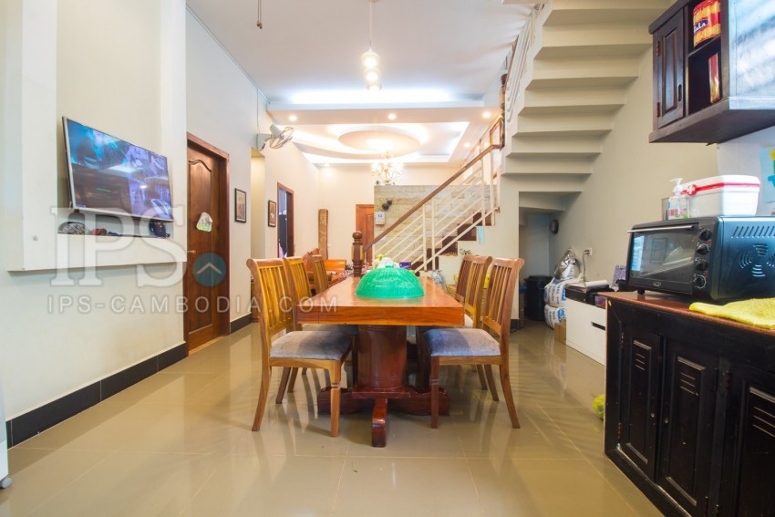 4 Bedroom Family Villa For Sale - Svay Dangkum, Siem Reap