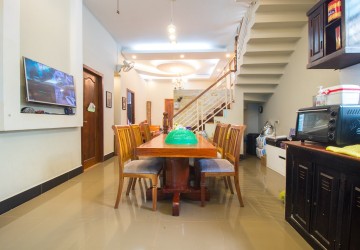 4 Bedroom Family Villa For Sale - Svay Dangkum, Siem Reap thumbnail