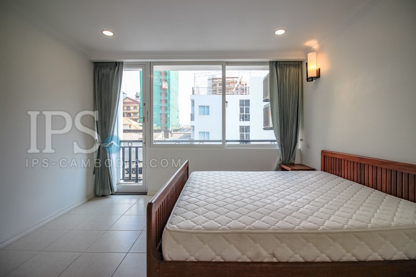 2 Bedroom Apartment For Rent - BKK1, Phnom Penh