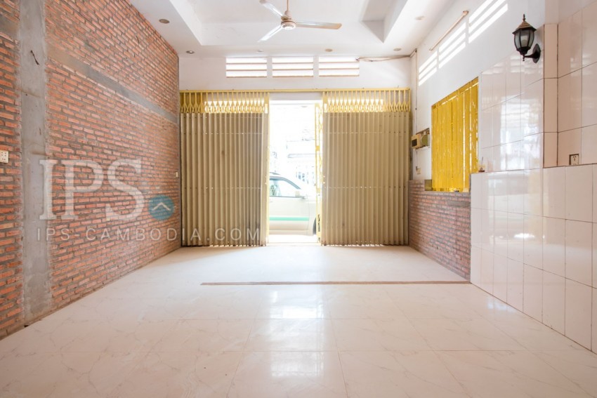 5 Bedroom Flat For Rent - Old MarketPub Street, Siem Reap