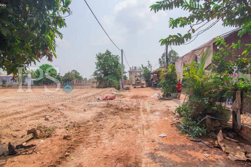 800 Sqm Land  For Sale - Slor Kram, Siem Reap