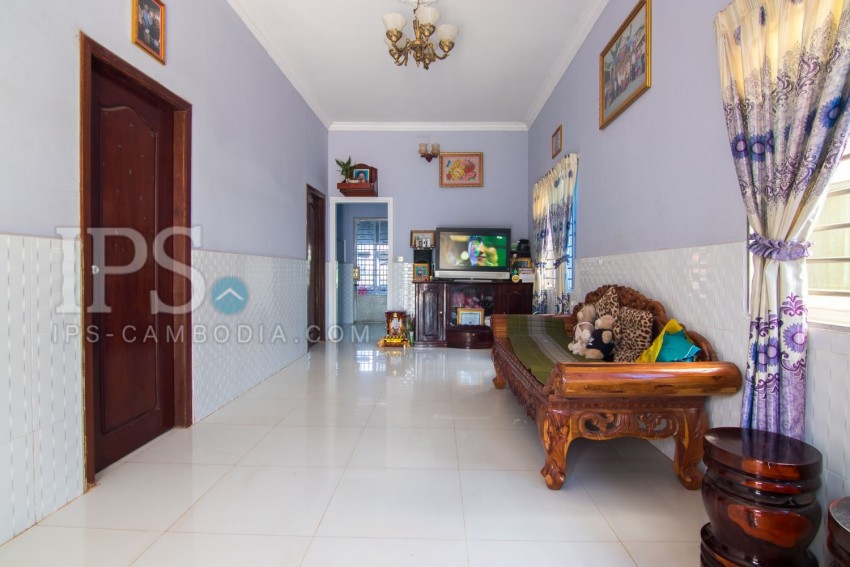 2 Bedroom Villa For Sale - Slor Kram, Siem Reap