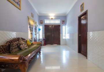 2 Bedroom Villa For Sale - Slor Kram, Siem Reap thumbnail